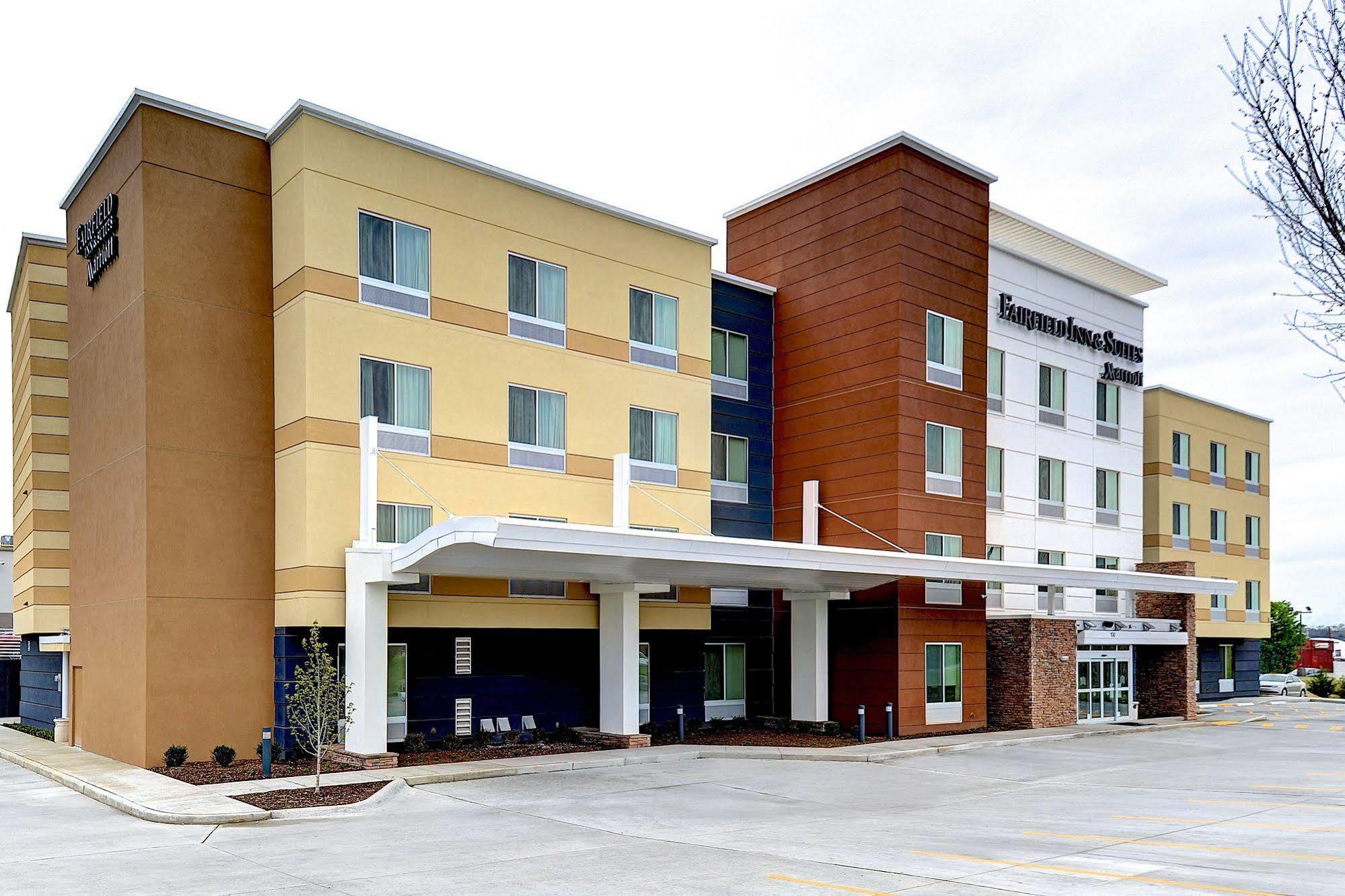 Fairfield & By Marriott Downtown-metrocenter Hotel 3*